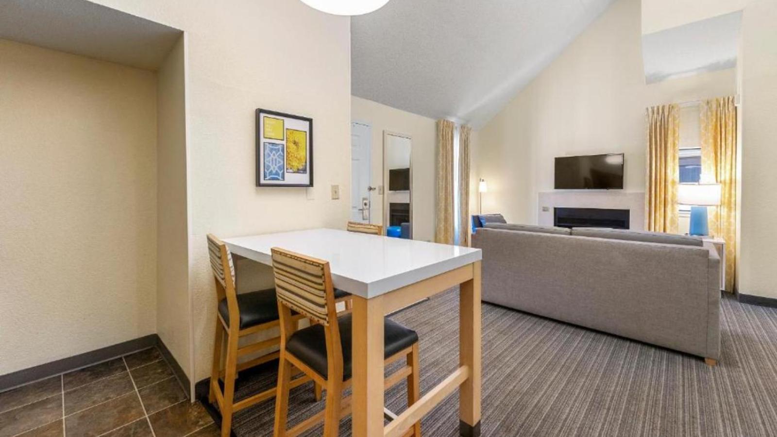 Sonesta Es Suites Cincinnati - Sharonville West Exterior foto